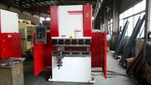 DA52S CNC ned slagtilfælde pressen bremse 30T1250