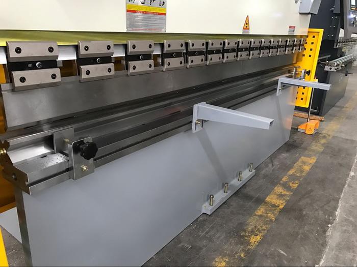 AHYW Yawei 2 Axis Metal Bending Machines