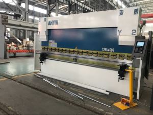 AHYW 4 Axis CNC Trykbremsemaskiner 4mtr