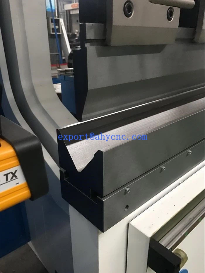 Euroepan standard straight punch and single V die Yawei china 400T4M press brake Italy made ESA S640 DSP MCS Laser guarding